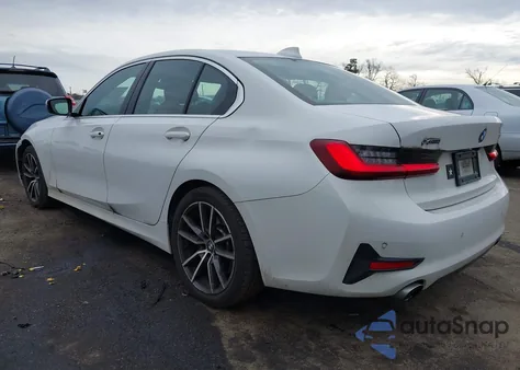 2022 BMW 330I xDrive z USA, uszkodzony, nr VIN 3MW5R7J07N8C33791